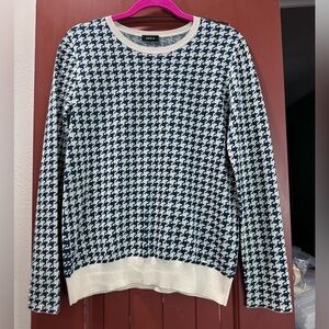 Akris Navy and Cream Houndstooth Crewneck Sweater new! Cashmere & silk
